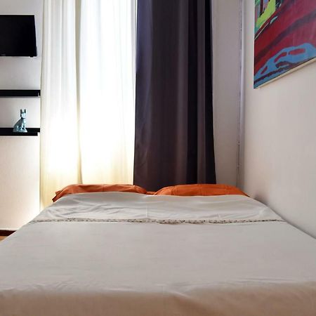Appartamento Artist'S Lovely Nest Under The Shadow Of The Parthenon Atene Esterno foto