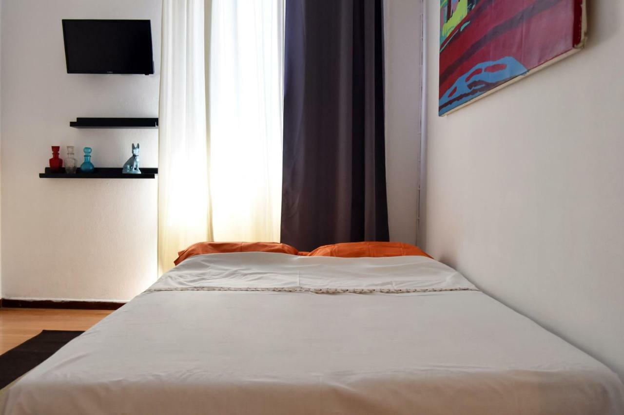 Appartamento Artist'S Lovely Nest Under The Shadow Of The Parthenon Atene Esterno foto