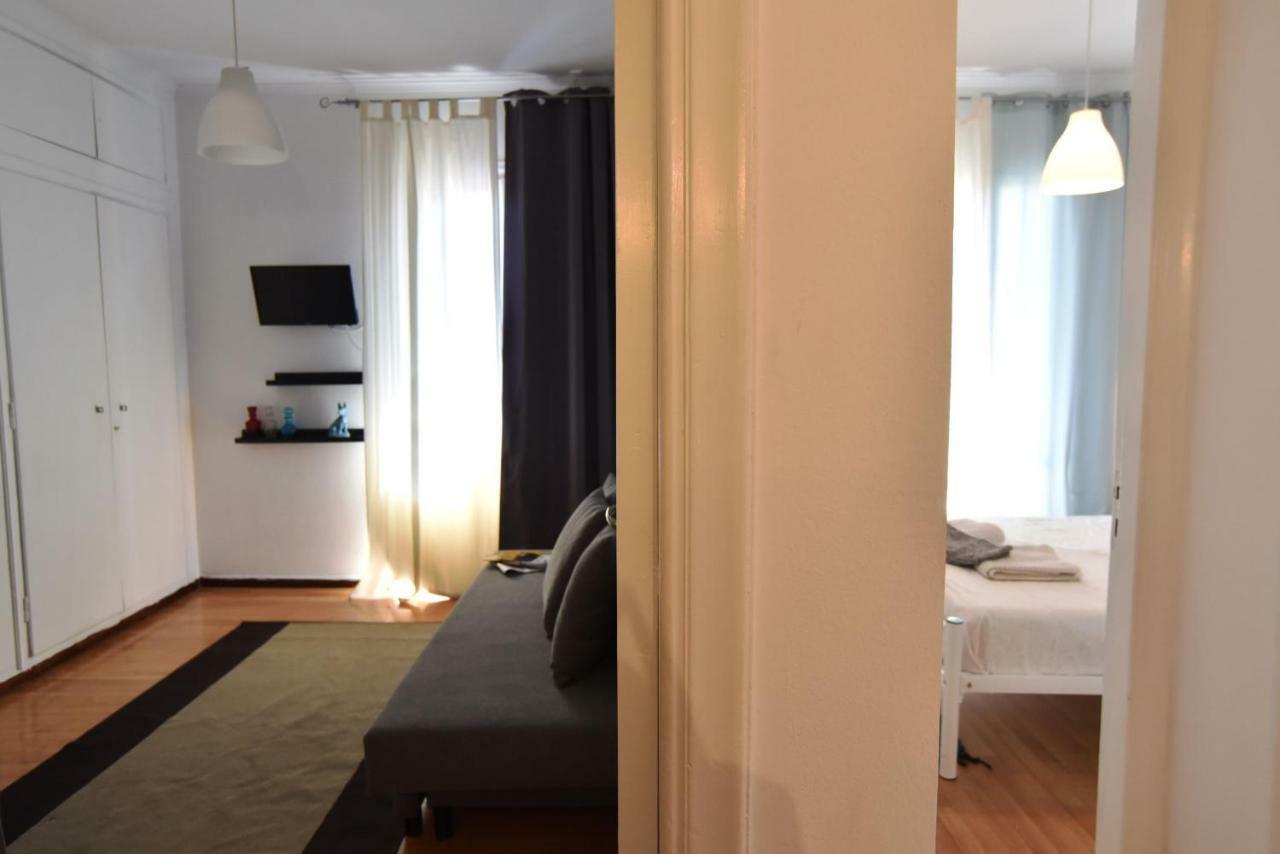 Appartamento Artist'S Lovely Nest Under The Shadow Of The Parthenon Atene Esterno foto