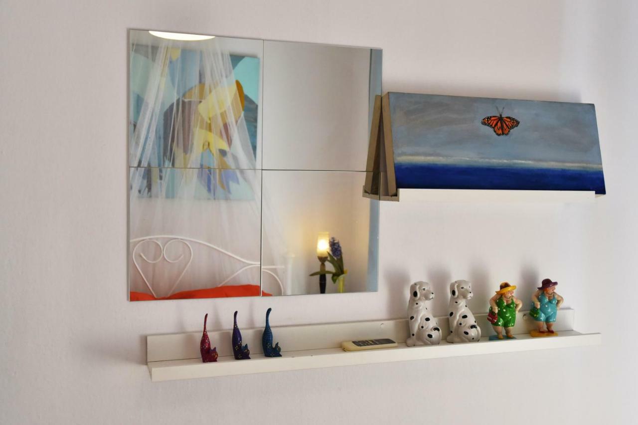 Appartamento Artist'S Lovely Nest Under The Shadow Of The Parthenon Atene Esterno foto
